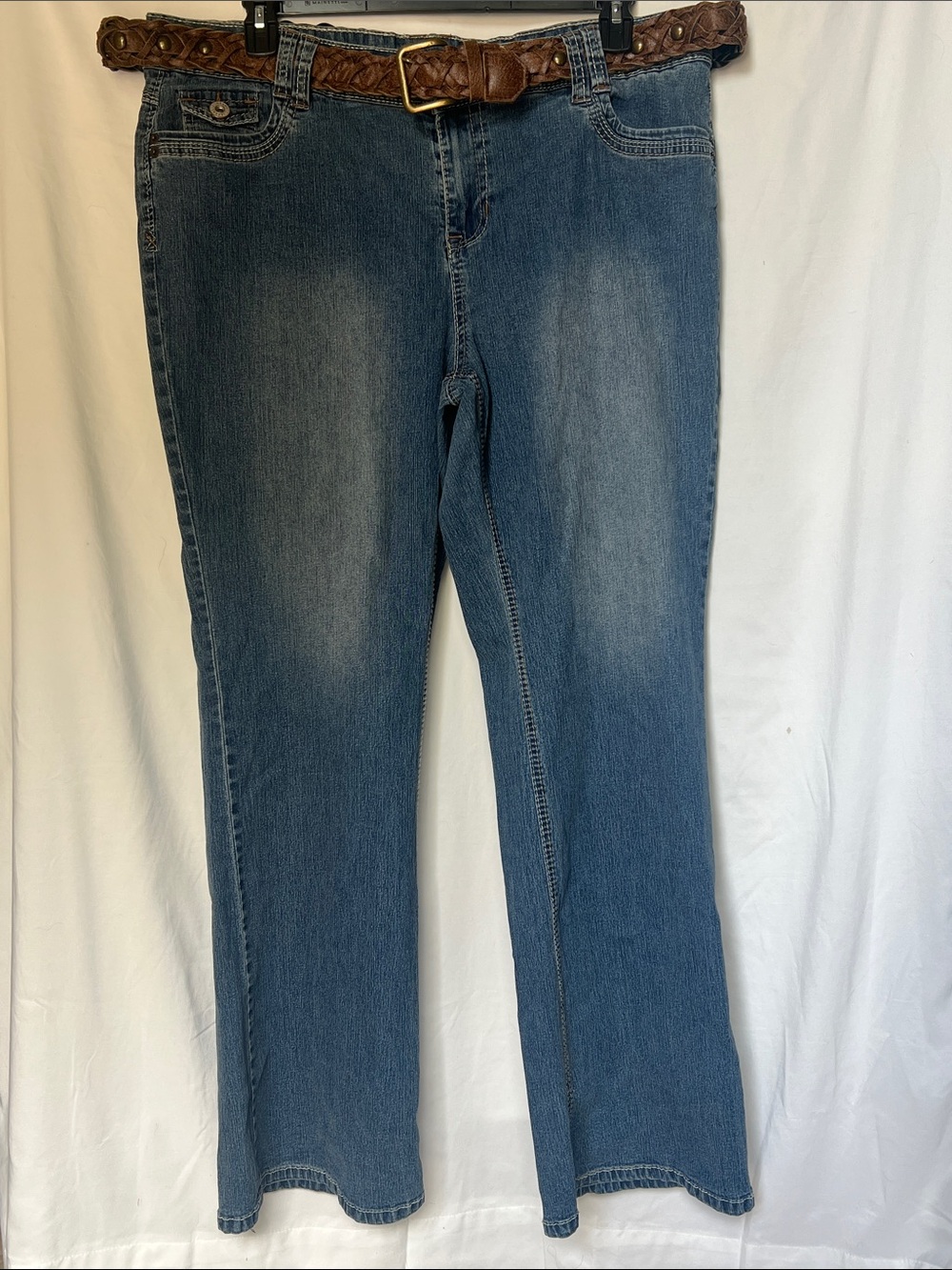 Roz & Ali Women’s Boot Cut Jeans in Medium Blue